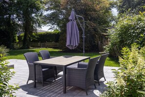 Outdoor dining - House & More near the IJsselmeer (Lemmer)