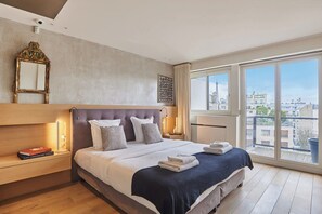 1 bedroom, desk, iron/ironing board, Internet - Rooftop exceptionnel Trocadero/Victor Hugo 16eme (Paris)