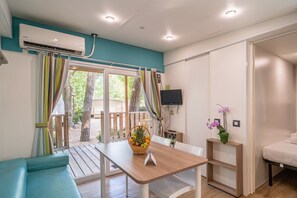 Interior - Mobile Home in the Adriano Family Camping Village (Punta Marina)