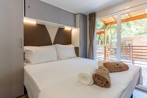 2 bedrooms, free WiFi - Mobilhome im Ferienpark mit grosser Poolanlage (Castiglione della Pescaia)