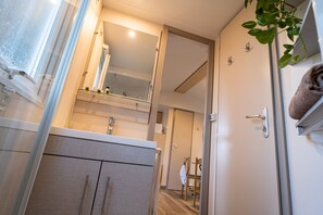 Interior - Mobilhome im Ferienpark mit grosser Poolanlage (Orbetello)