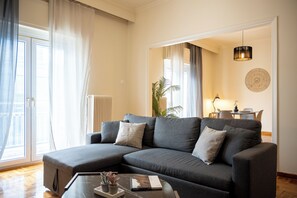 Smart TV - Houseloft Volos SeaView Hub (Volos)