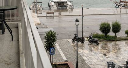 Houseloft Volos SeaView Hub