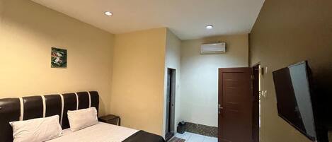 Deluxe Suite | Free WiFi, bed sheets