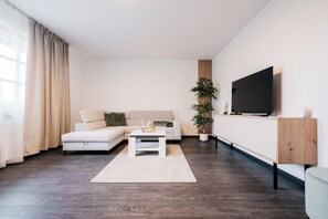 Living area - Vrbo Property (Erwitte)