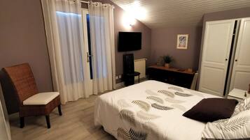 4 chambres, fer et planche Ă repasser, Wi-Fi gratuit, draps fournis