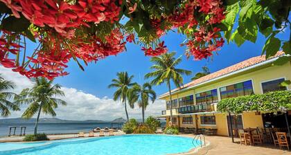 Homey Vibe 4BR Taal Lakeside Villa for 12 Persons - Quick Drive to Near Tagaytay
