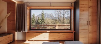 Alpine chalet on Lech in the mountains - family apartment, 5 min to the mountain lift