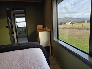 Room - The Games Room - Epic views from the spa & Mancave Magic (Twizel)