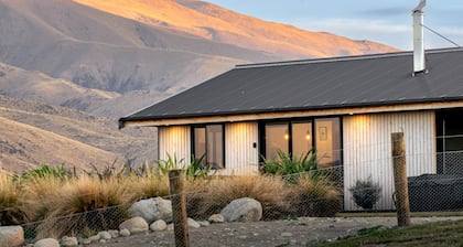 The Games Room - Spa, Epic Views & Mancave Magic