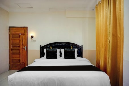 Free WiFi, bed sheets. Hotel O near Monument Historique Berasta
