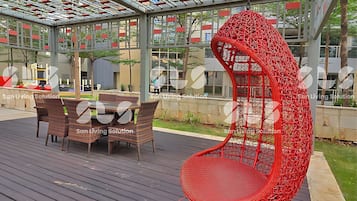 Tempat makan outdoor