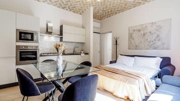 2 Schlafzimmer, BĂŒgeleisen/BĂŒgelbrett, kostenloses WLAN, BettwĂ€sche
