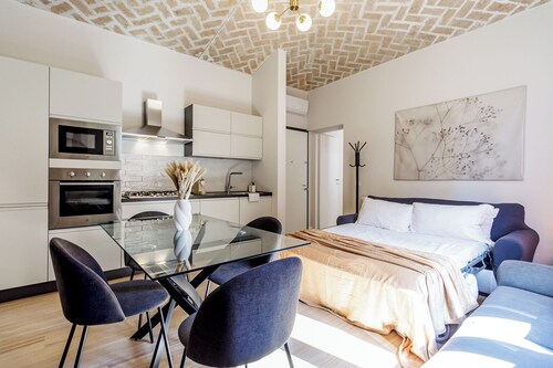 House Chiara| WiFi Parking Station downtown Modena