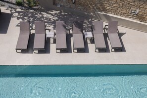 Unclassified image, 4 of 83, button - Paradise Large Group w/ Gym, Hot Tub & Playroom (Rethymno)