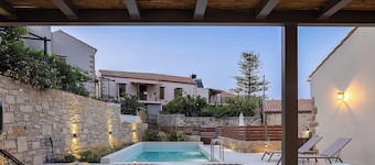 Blend of Traditional Elegance and Modern Comfort by etouri