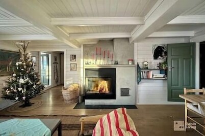 Classic mountain cabin with sauna in Ustaoset