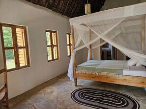 2 bedrooms, bed sheets