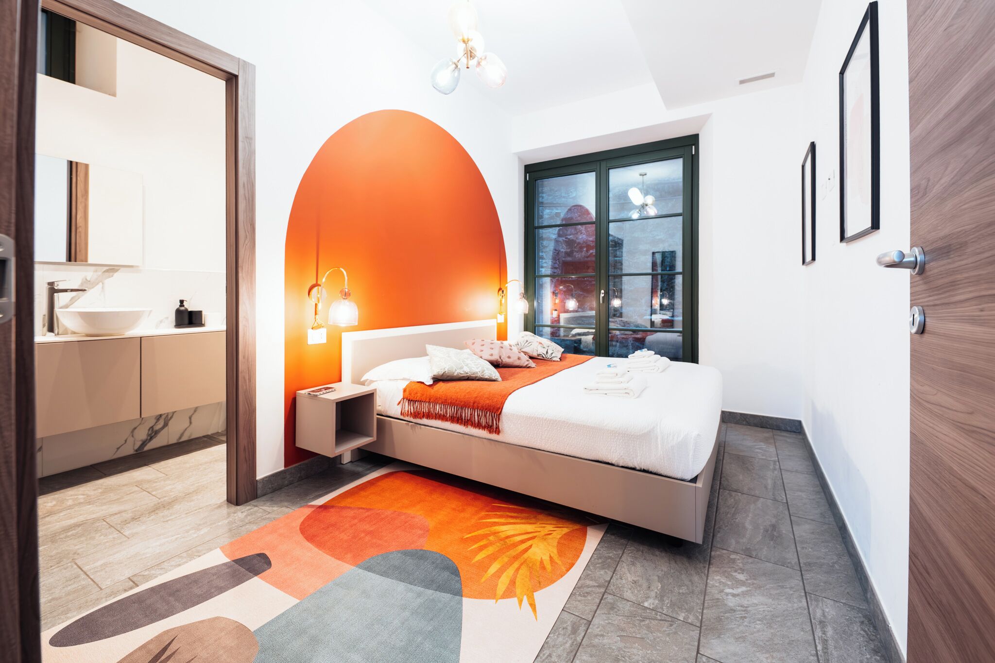 1 slaapkamer, een strijkplank/strijkijzer, gratis wifi, beddengoed