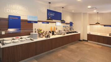 Free daily continental breakfast