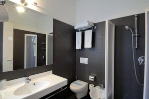 Double Room, Balcony | Bathroom - Hotel Firenze (Bibione)