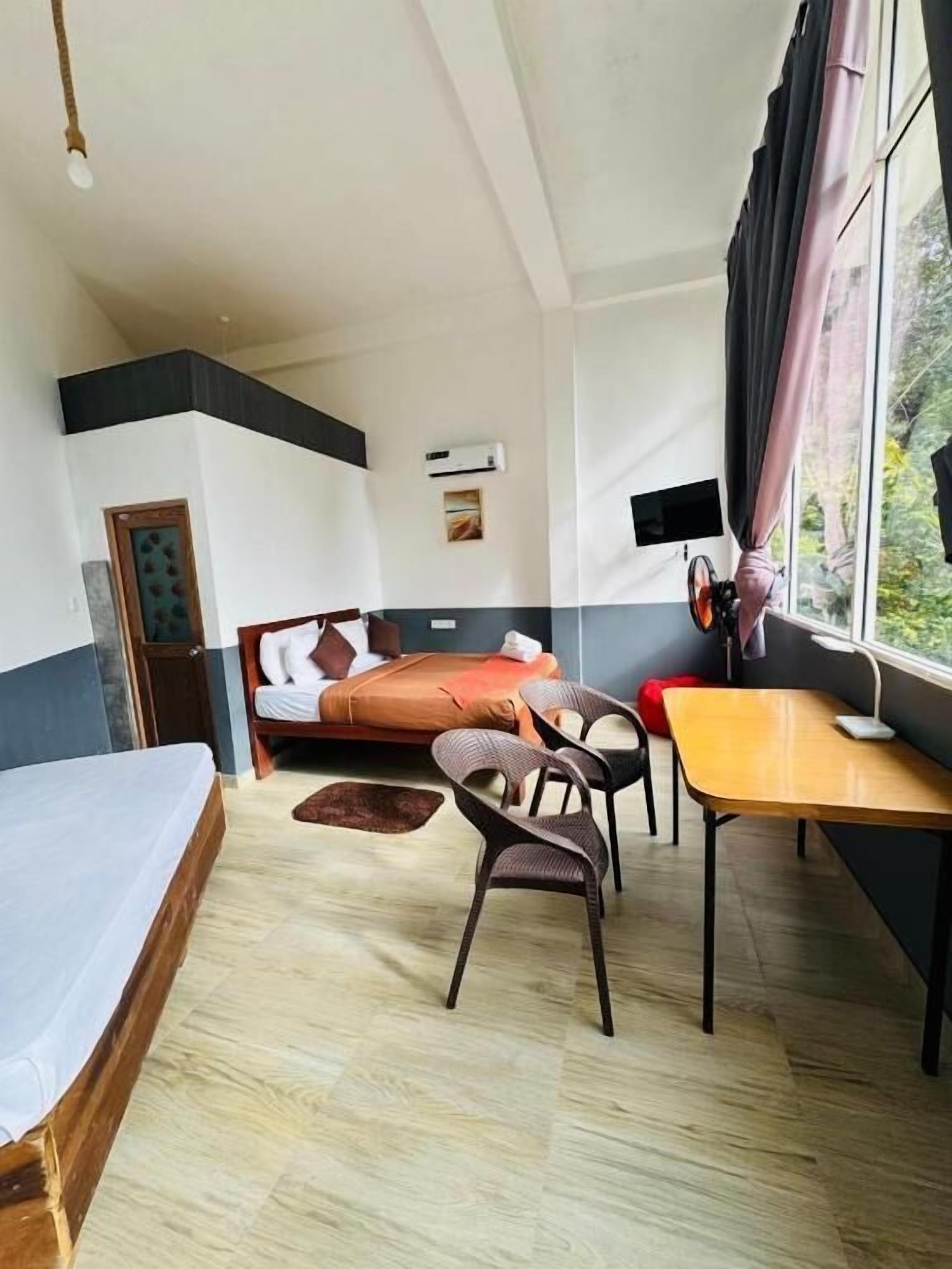 Standard-Doppelzimmer, Gartenblick