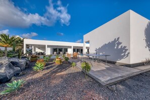 Terrace/patio - Casa Edén - Luxury Villa By LVH (Charco del Palo)