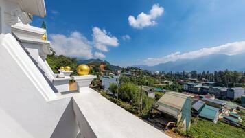 Family Double Room, Balcony, Mountain View | Property grounds