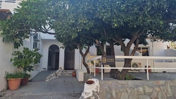 Majoituspaikan julkisivu