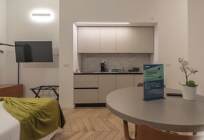 Studio | Dining room - Hotiday Trieste Teatro (Trieste)