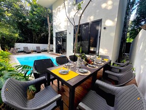 Outdoor dining - CASA PRINCE, private pool, 4 bedrooms (Puerto Morelos)