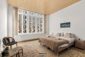 3 bedrooms, desk, travel cot, WiFi - Escapade Zeebries - spacious and bright apartment near the sea (De Panne)