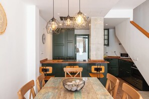 Dining - Jávea Beach townhouse with pool for 6 (Jávea)