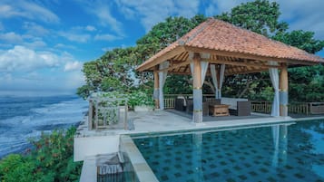 Vue sur la plage/lâocĂ©an