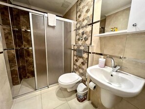 Bathroom - Cemal Bey Hotel (Alanya)