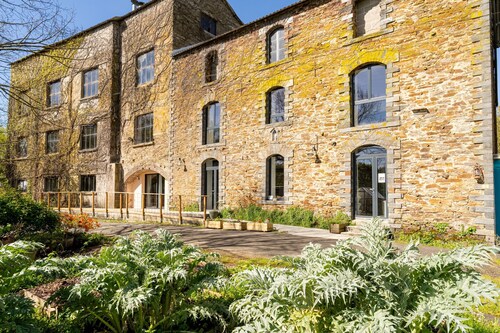 « Studio L'Erdre au Moulin » avec terrasse privée, jardin commun et Wi-Fi