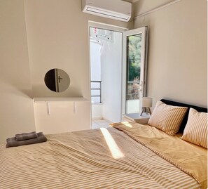 2 bedrooms, iron/ironing board, free WiFi, bed sheets - Lacivert Apart - Sea View Apartment & Sunset Balcony & Meis Island Views (Antalya)
