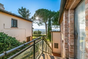 House - Amazing Chianti Site Pini Shared Pool (Castelfiorentino)