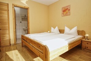 1 bedroom, WiFi - Cozy vacation apartment near the water - Ferienhaus Stark Apartment 02 - (Ralswiek)