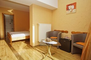 1 bedroom, WiFi - Cozy vacation apartment near the water - Ferienhaus Stark Apartment 02 - (Ralswiek)