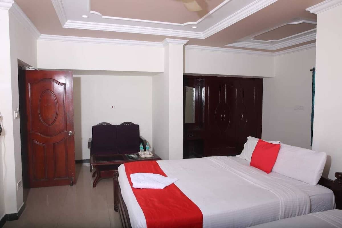 Family Room | Cadar kapas Mesir, peralatan tempat tidur premium, Wi-fi percuma 