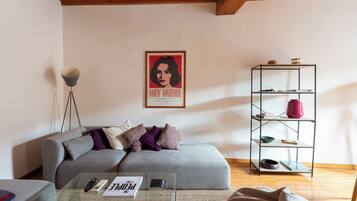 Apartment | Living area