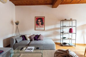 Apartment | Living area - Trastevere Luxury Panoramic Apartment (Rome)