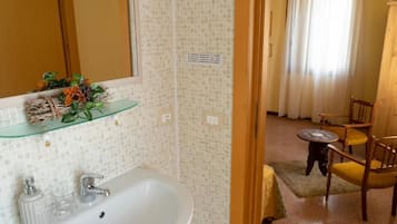 Triple Room, Non Smoking