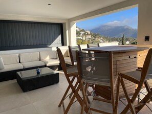 Outdoor dining - Ref. Ali12   Modern villa with private pool and sea view (Rosas / Roses)