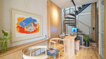 In-room safe, blackout curtains, iron/ironing board, free WiFi