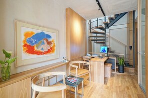 Coffres-forts dans les chambres, rideaux occultants