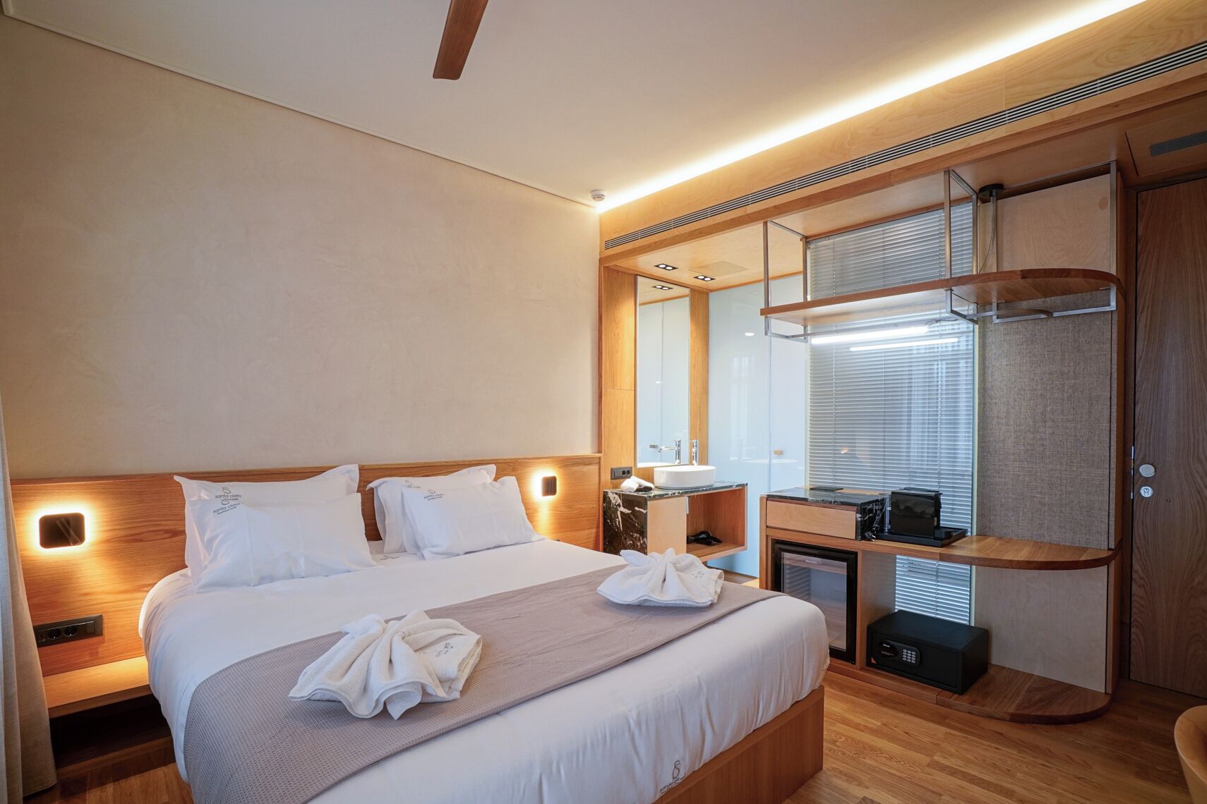 In-room safe, blackout drapes, iron/ironing board, free WiFi