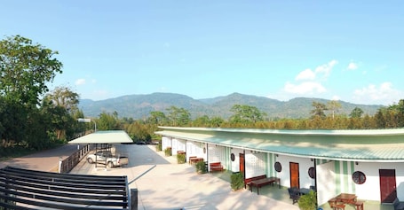 Free self parking. Khaochamao View