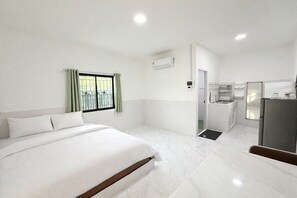 Standardværelse - udsigt til have